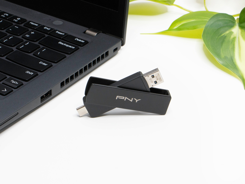 PRO Elite V3 Type-C In Use