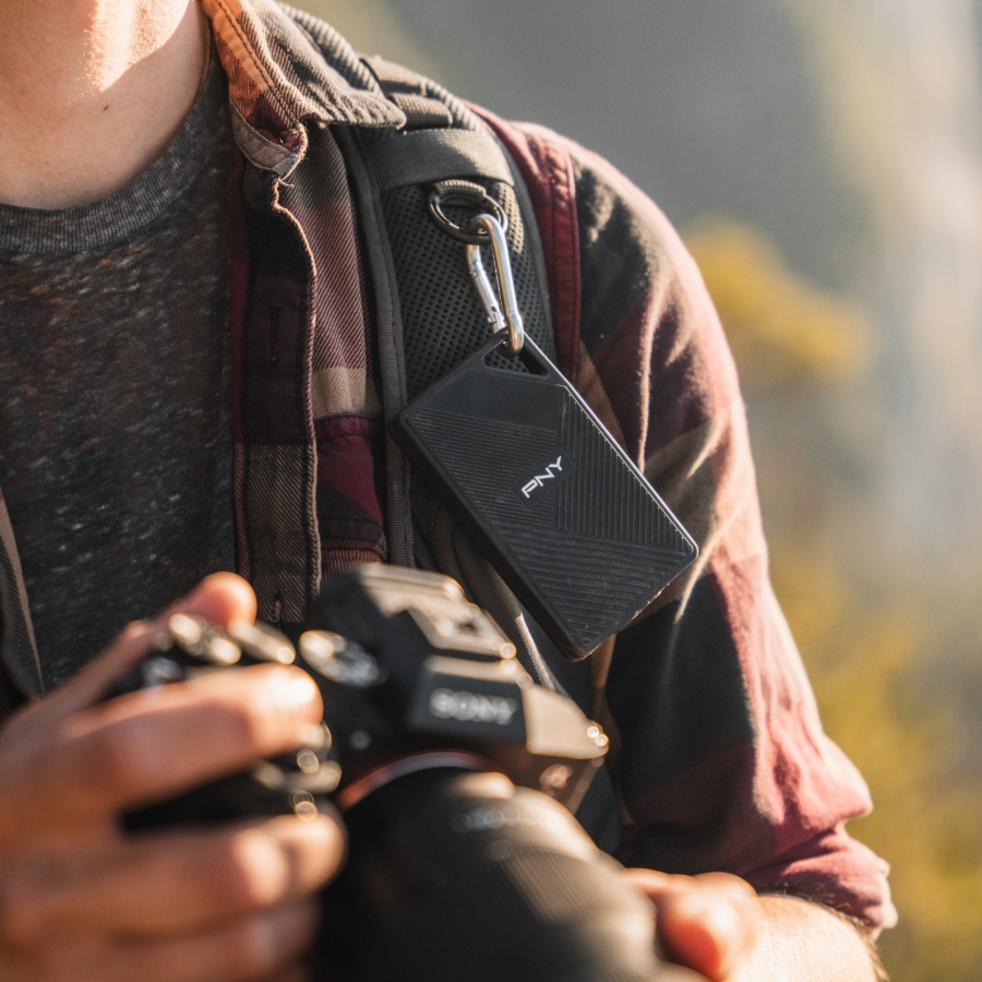 RP60 Portable SSD in use